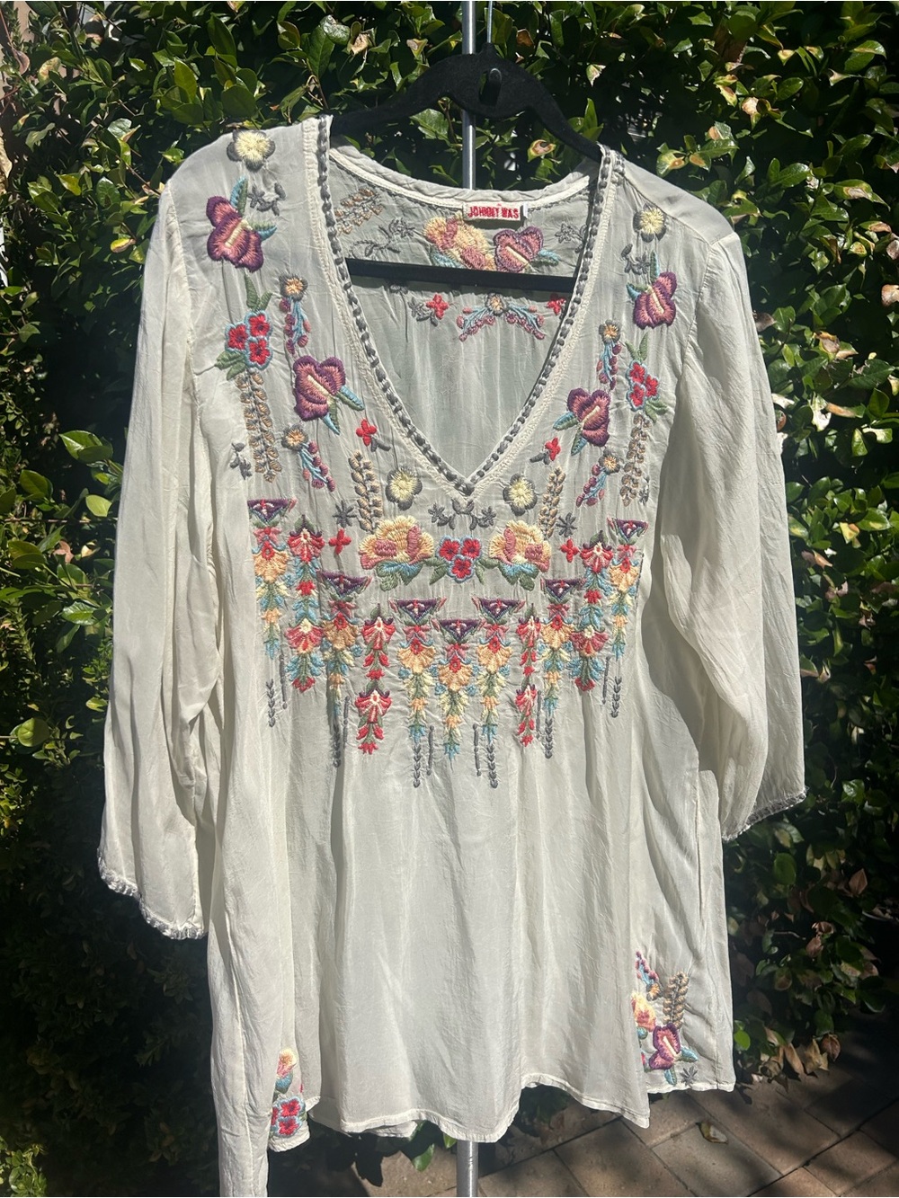 Johnny Was Cream Embroidered V-Neck Floral Tunic